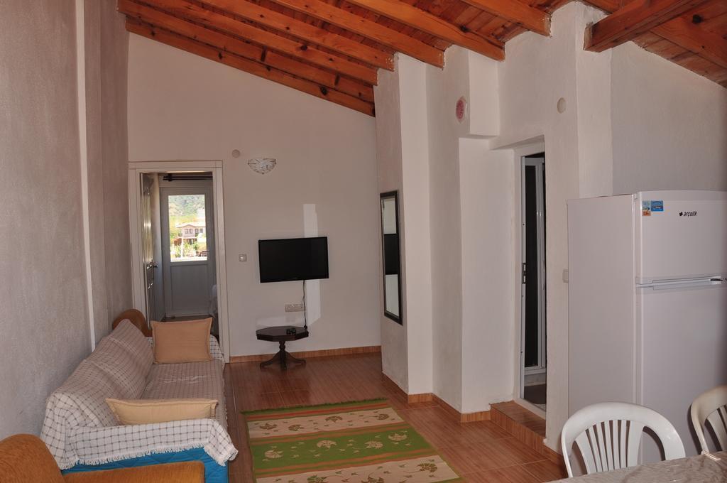 Apartment Iskandil Datça Bilik gambar